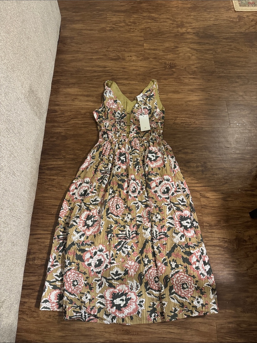 NWT Caroline constas dress size small